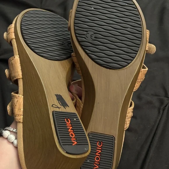 Vionic Women's Cork Strap Wedge Sandals - Picture 4 of 5